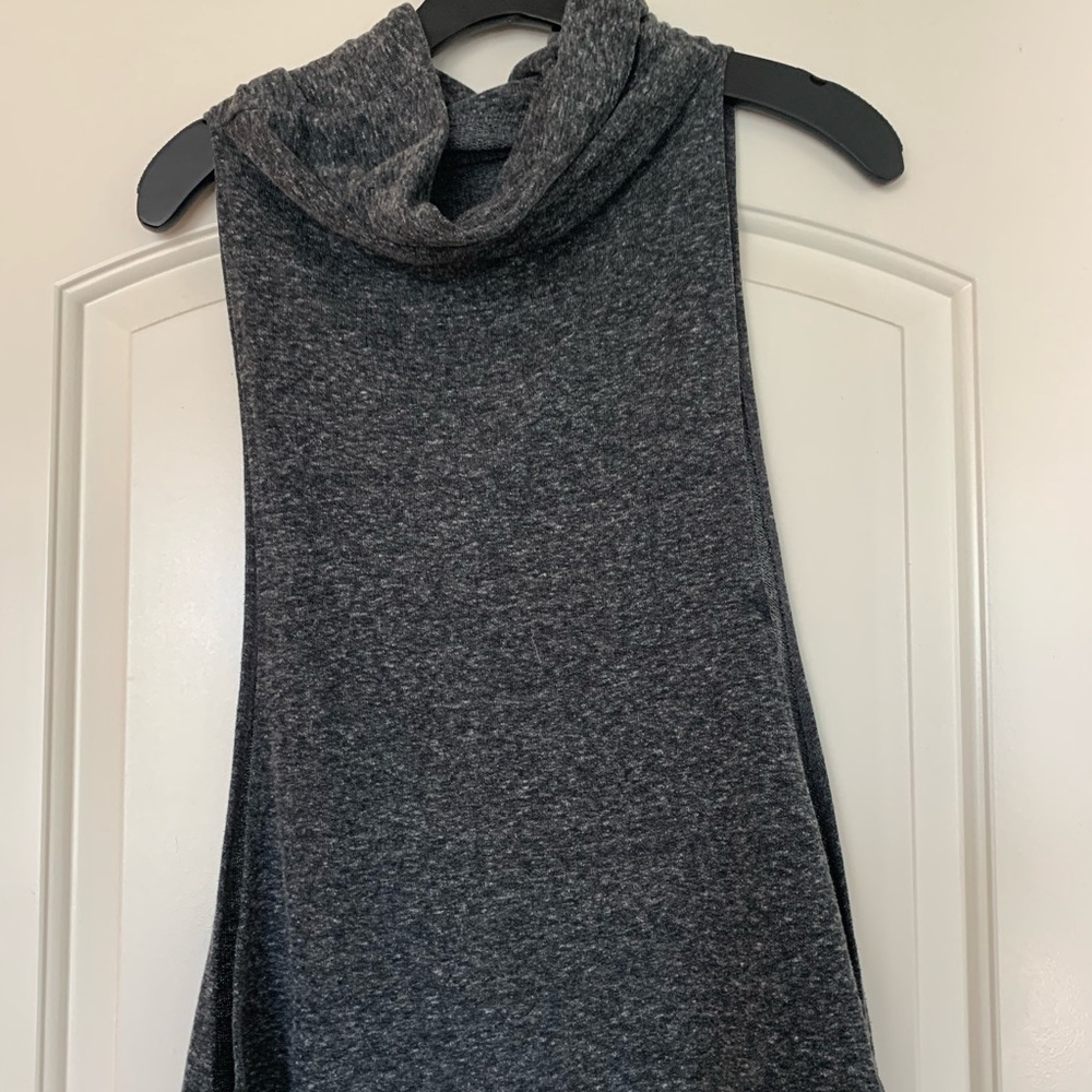 Cowl vest